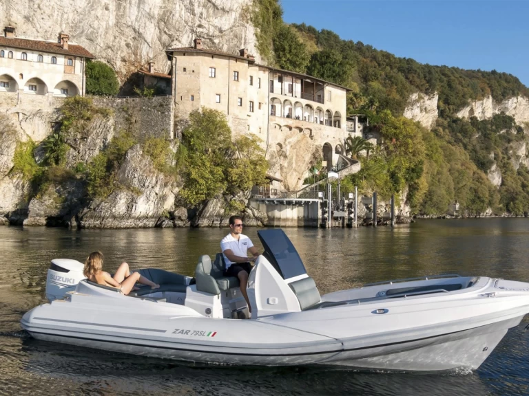 Neumática para alquilar Port de Pollença al mejor precio