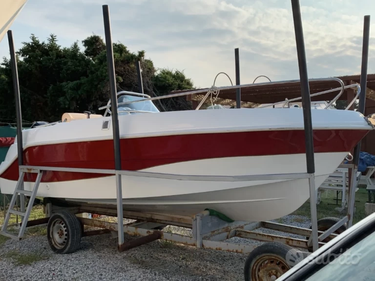 Alquiler Lancha Marinello con o sin  título de navegación