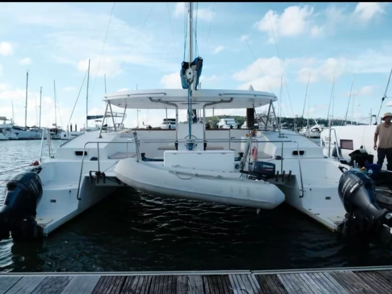 Alquiler de embarcaciones Catathai 34 open enPhuket (City) en Samboat