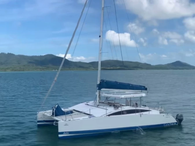 Alquiler Catamarán Catathai con o sin  título de navegación
