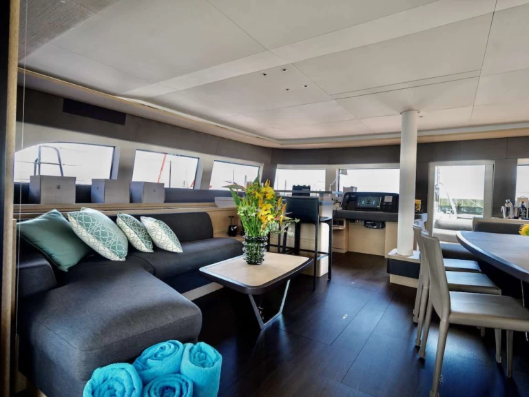 Alquiler Barcelona - Lagoon Lagoon Sixty5 2025 en SamBoat