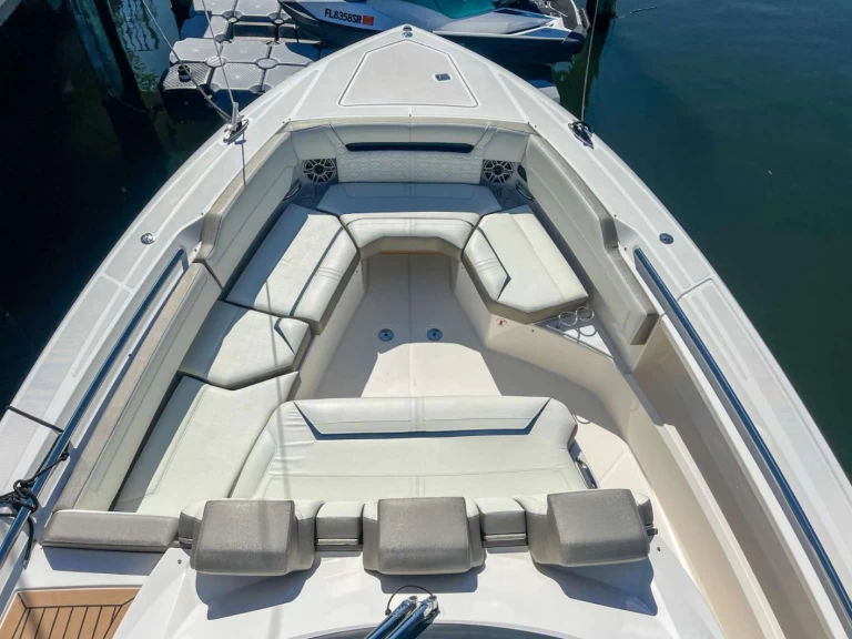 Alquiler de Yate de lujo, con o sin patrón Tiara Palm Beach