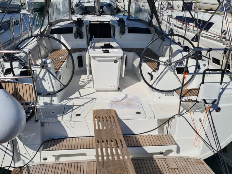 Alquiler Velero Bénéteau con o sin  título de navegación