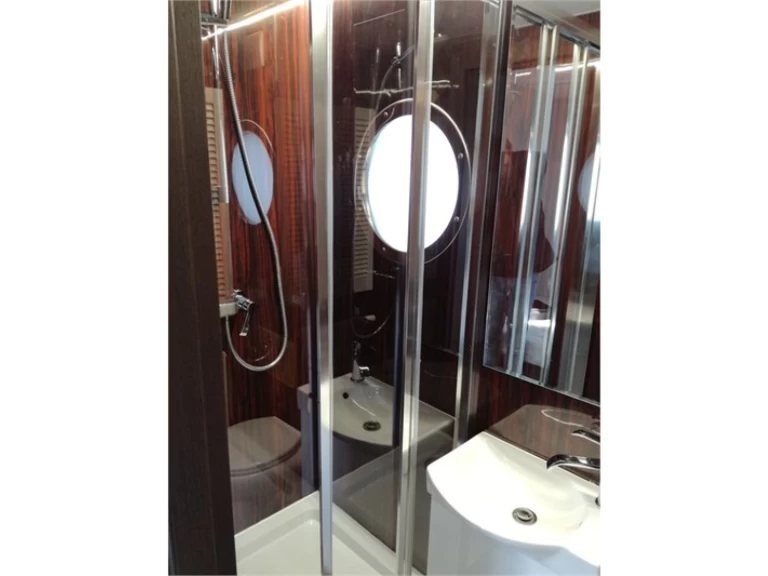 Casa flotante para alquilar Drachten al mejor precio