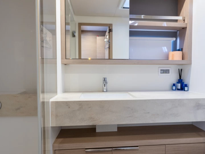 Alquiler de Lagoon Lagoon 55 (2026) en Split