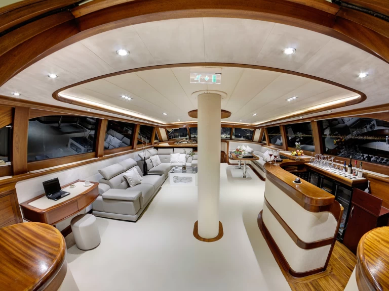 Alquiler de  Luxury Sailing Yacht en Split