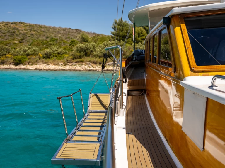 Alquiler de Velero, con o sin patrón  Split