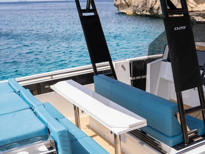 Alquiler Lancha De Antonio con o sin  título de navegación