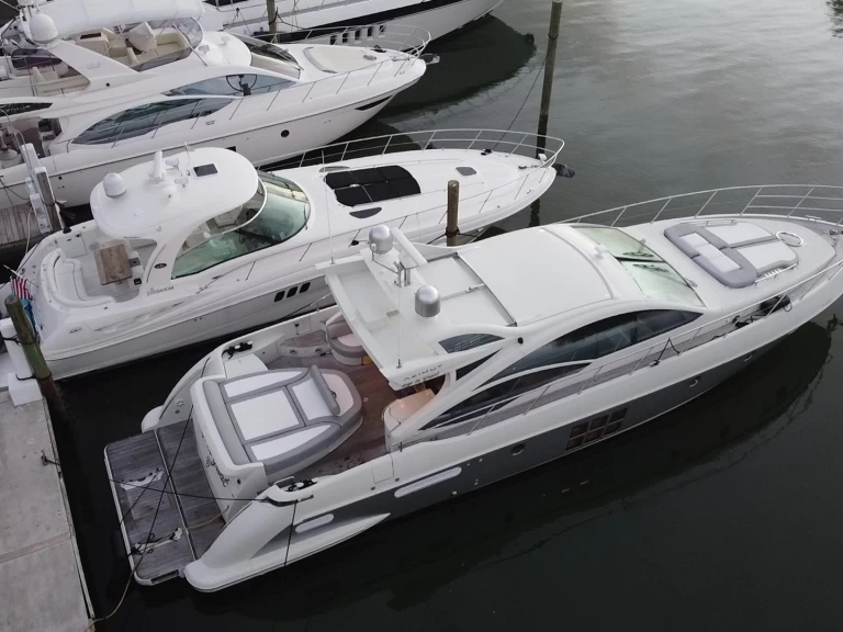 Yate de lujo para alquilar Miami al mejor precio