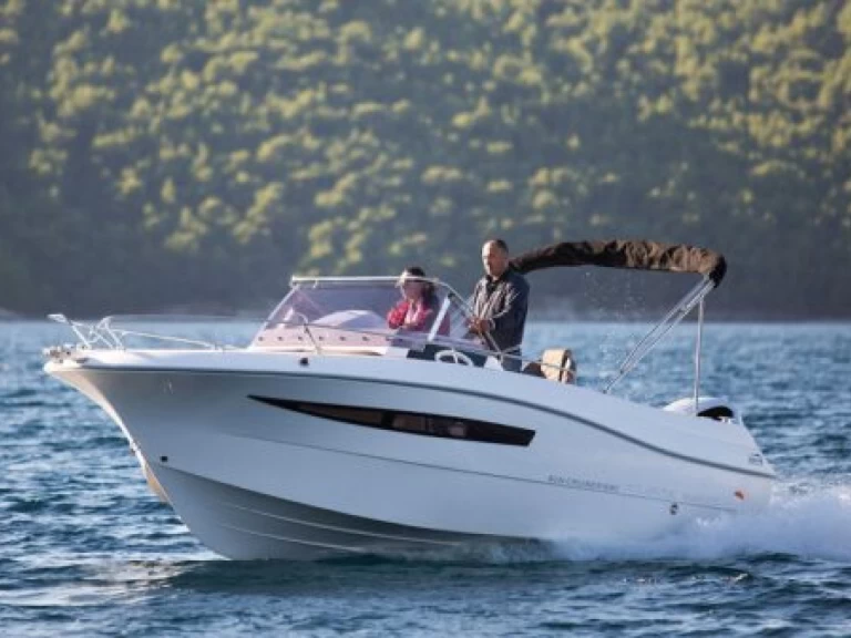 Alquiler de barcos Preko barato de 690 sun cruiser