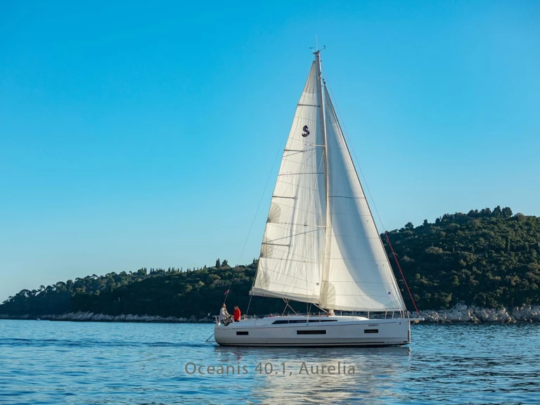 Alquiler de barcos Komolac barato de Oceanis 40.1