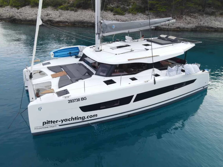 Alquiler Catamarán Fountaine Pajot con o sin  título de navegación