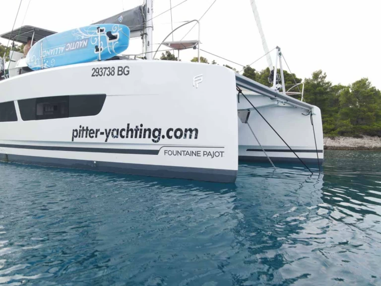 Catamarán para alquilar Pula al mejor precio