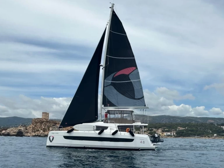 Catamarán para alquilar Palma de Mallorca al mejor precio