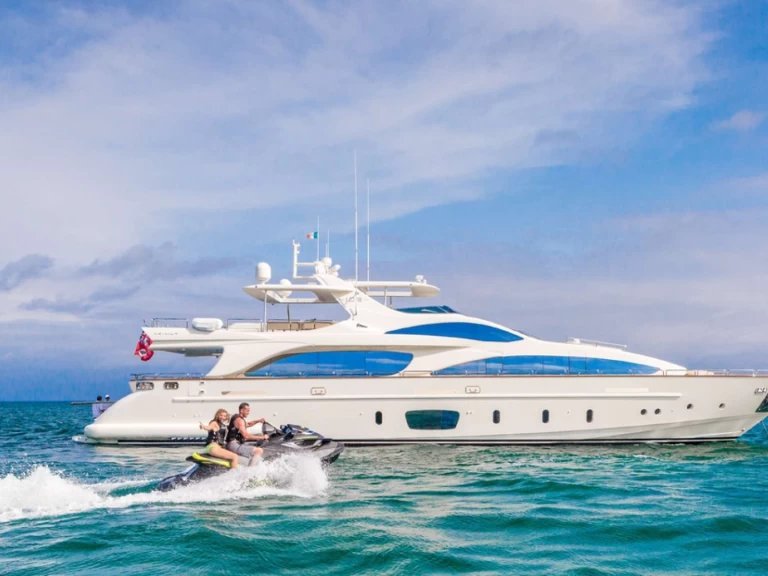 Alquiler de embarcaciones Azimut 105' Azimut enMiami Beach en Samboat