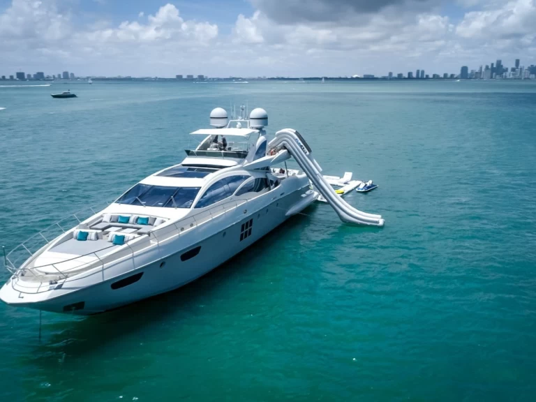 Alquiler Yate de lujo en Miami Beach - Azimut 103’ azimut S 