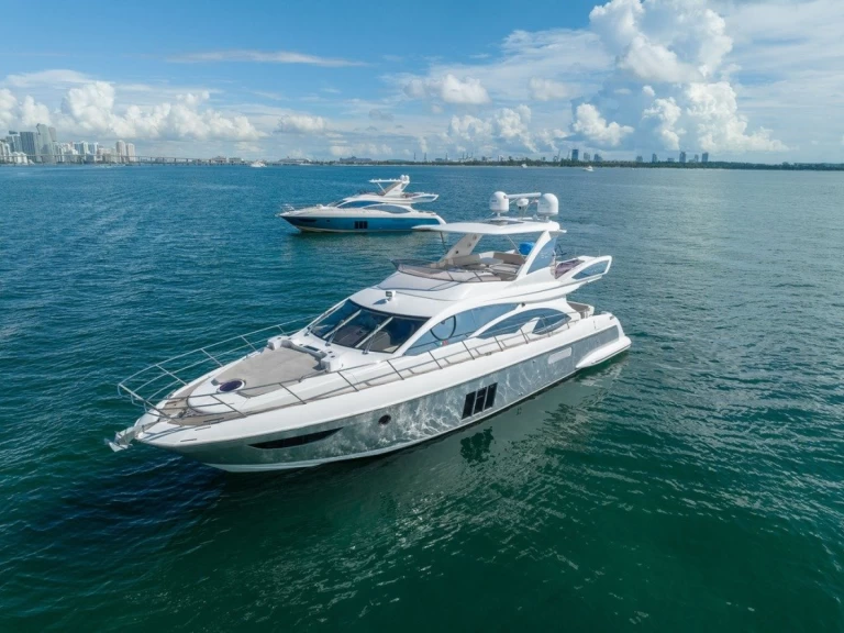 Alquiler de embarcaciones Azimut Azimut 60 Fly enMiami en Samboat