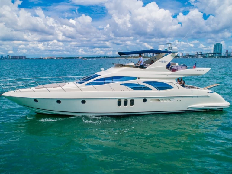 Azimut Azimut 62 Fly de alquiler a Miami Beach