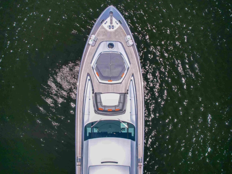 Pershing Pershing 94' de alquiler a Miami Beach