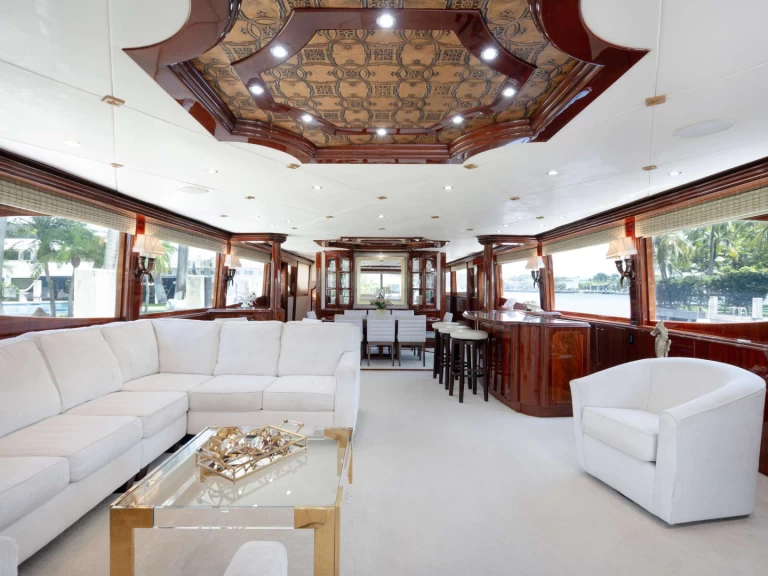 Lazzara Lady Kristina de alquiler a Fort Lauderdale