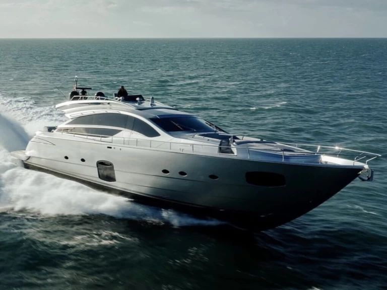Pershing Pershing 82 de alquiler a Miami