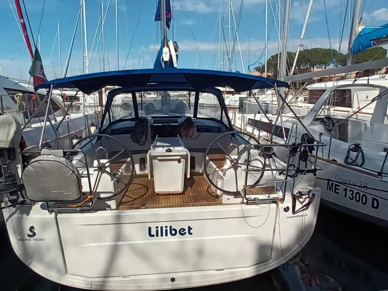 Alquiler de barcos Procida barato de Oceanis 40.1