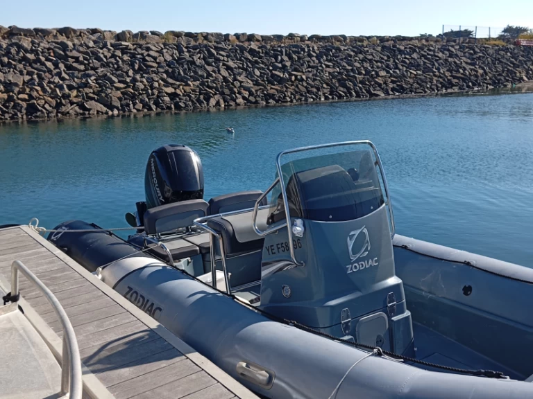 Alquiler de Zodiac Pro 6.5 en L'Île-d'Yeu