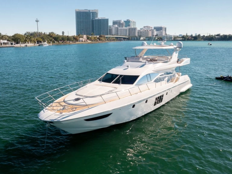 Alquiler de embarcaciones Azimut Azimut 70 enMiami Beach en Samboat
