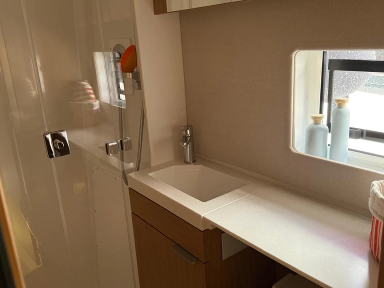 Alquiler Catamarán Bali con o sin  título de navegación