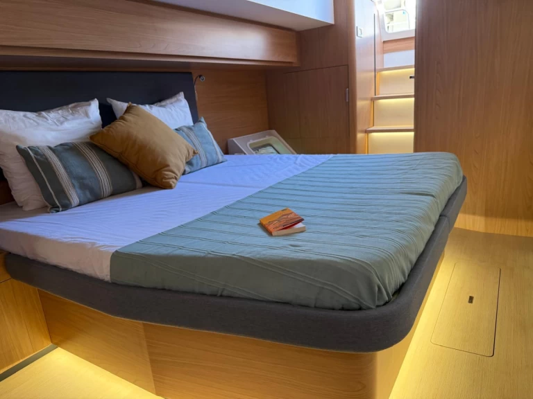 Alquiler de Catamarán, con o sin patrón Bali Olbia