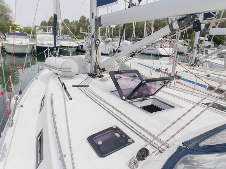 Alquiler de embarcaciones Bavaria Cruiser 40 enPréveza en Samboat