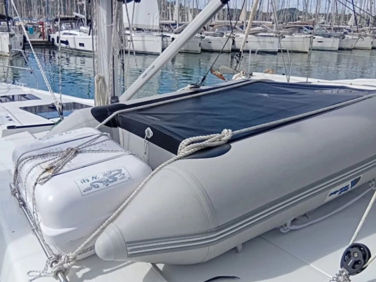 Velero para alquilar Gouviá al mejor precio