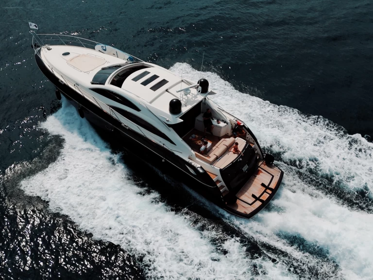 Alquiler Yate de lujo Sunseeker con o sin  título de navegación
