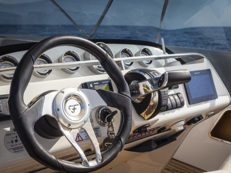 Frauscher 858 fantom Air de alquiler a El Toro