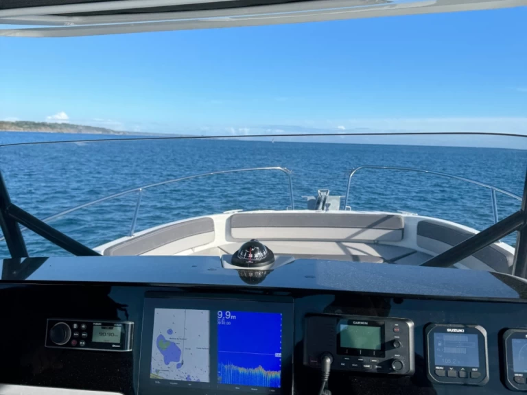 Jeanneau Cap Camarat 9.0 CC de alquiler a Saint-Quay-Portrieux