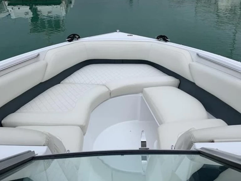 Alquiler de barcos El Toro barato de R5