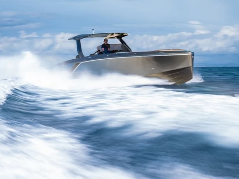 Lancha para alquilar Portals Nous al mejor precio