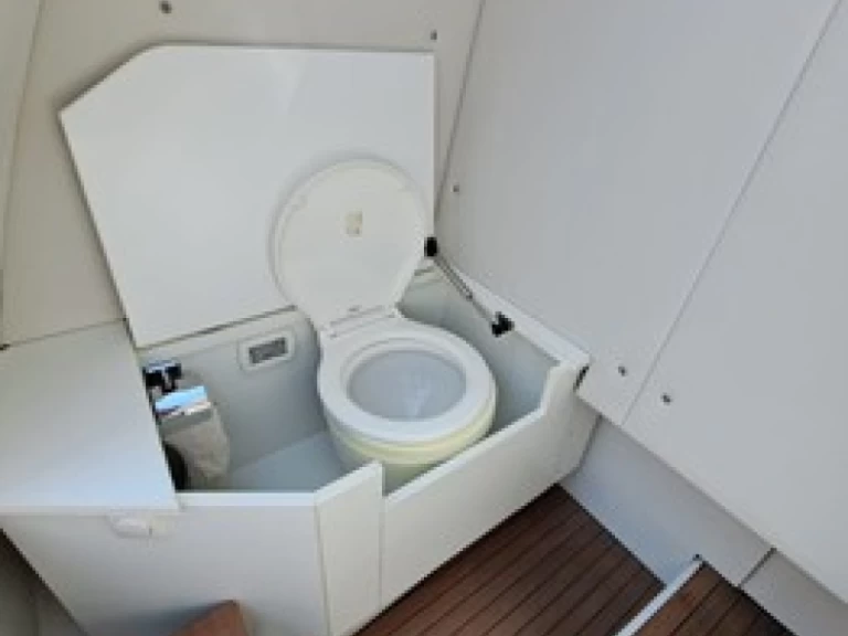 Alquiler de barcos El Toro barato de 1017 LIDO