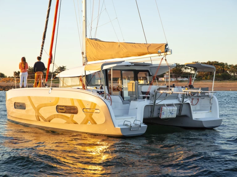 Alquiler Catamarán Excess con o sin  título de navegación