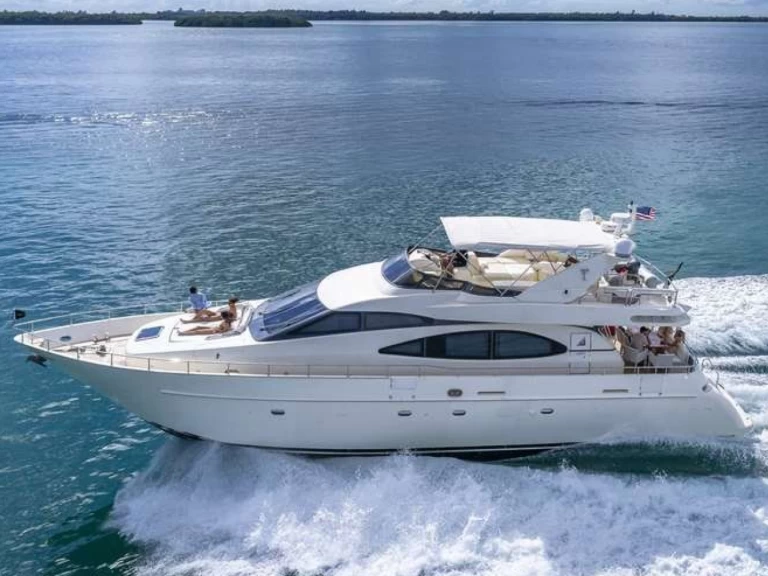 Alquiler de Azimut Azimut 70 en Miami Beach