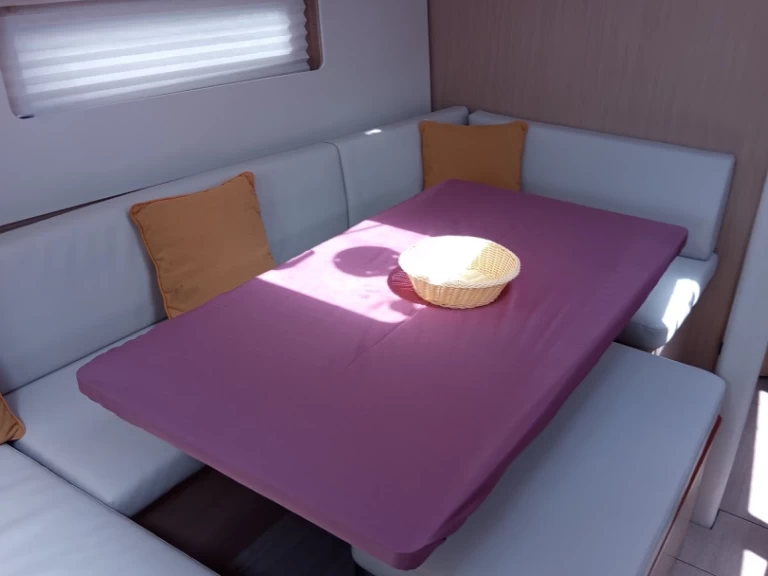 Alquiler de barcos Lefkáda barato de Oceanis 37.1