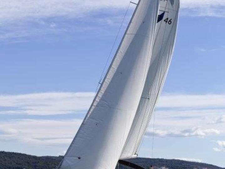 Velero para alquilar Trogir al mejor precio