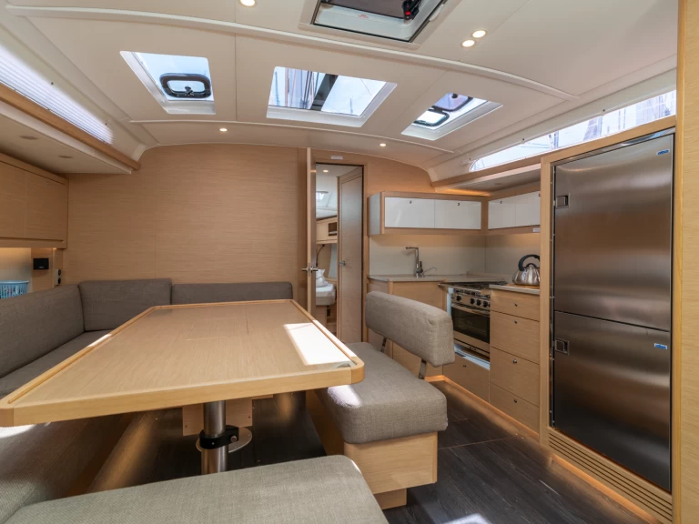 Alquiler de embarcaciones Dufour Dufour 470 enTrogir en Samboat