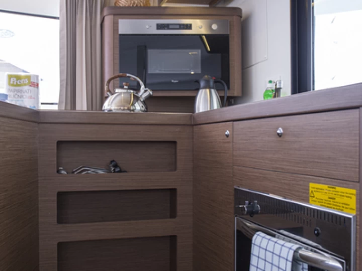 Alquiler Catamarán Lagoon con o sin  título de navegación