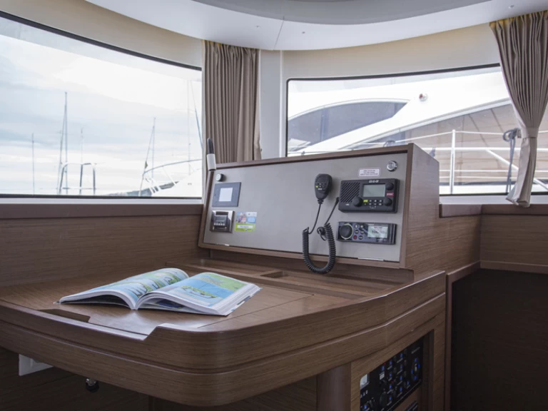 Catamarán para alquilar Trogir al mejor precio