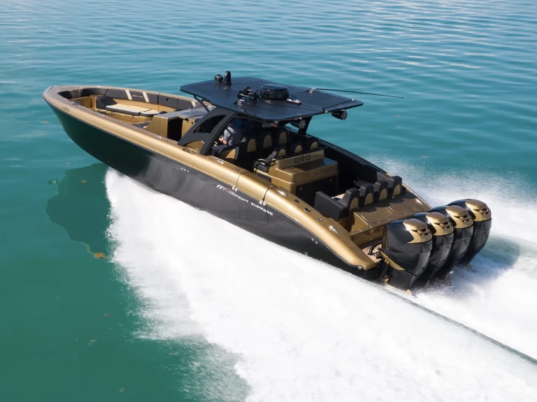 Alquiler de Midnight Express 43 en Charlotte Amalie