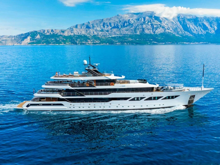 Alquiler de embarcaciones  ARGO enSplit en Samboat