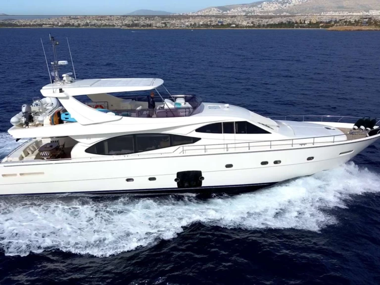 Alquiler de Ferretti ARGO V en Atenas