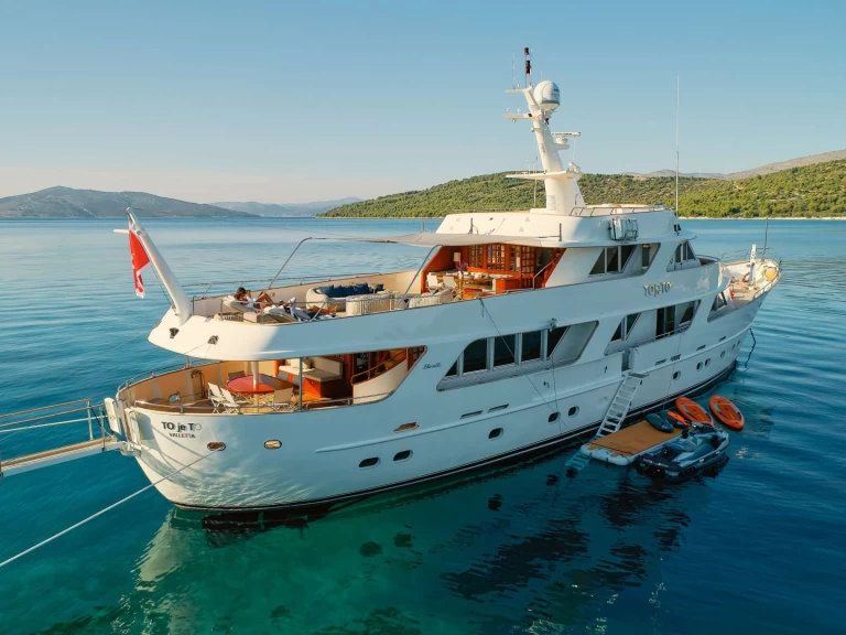 Benetti TO je TO de alquiler a Trogir