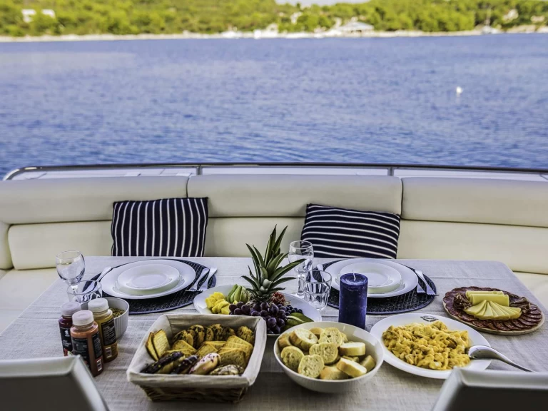 Yate de lujo para alquilar Trogir al mejor precio